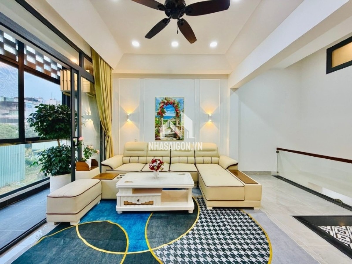 HẺM XE TẢI - GẦN SIÊU THỊ EMART - GẦN TRƯỜNG CHINH - GẦN NHÀ CÓ CÔNG VIÊN THOÁNG MÁT - KHU PHÂN LÔ - 77M2 - 4 TẦNG.